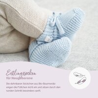 Livella Kuscheltuch Hase mit Söckchen (hellblau) aus Bio-Baumwolle